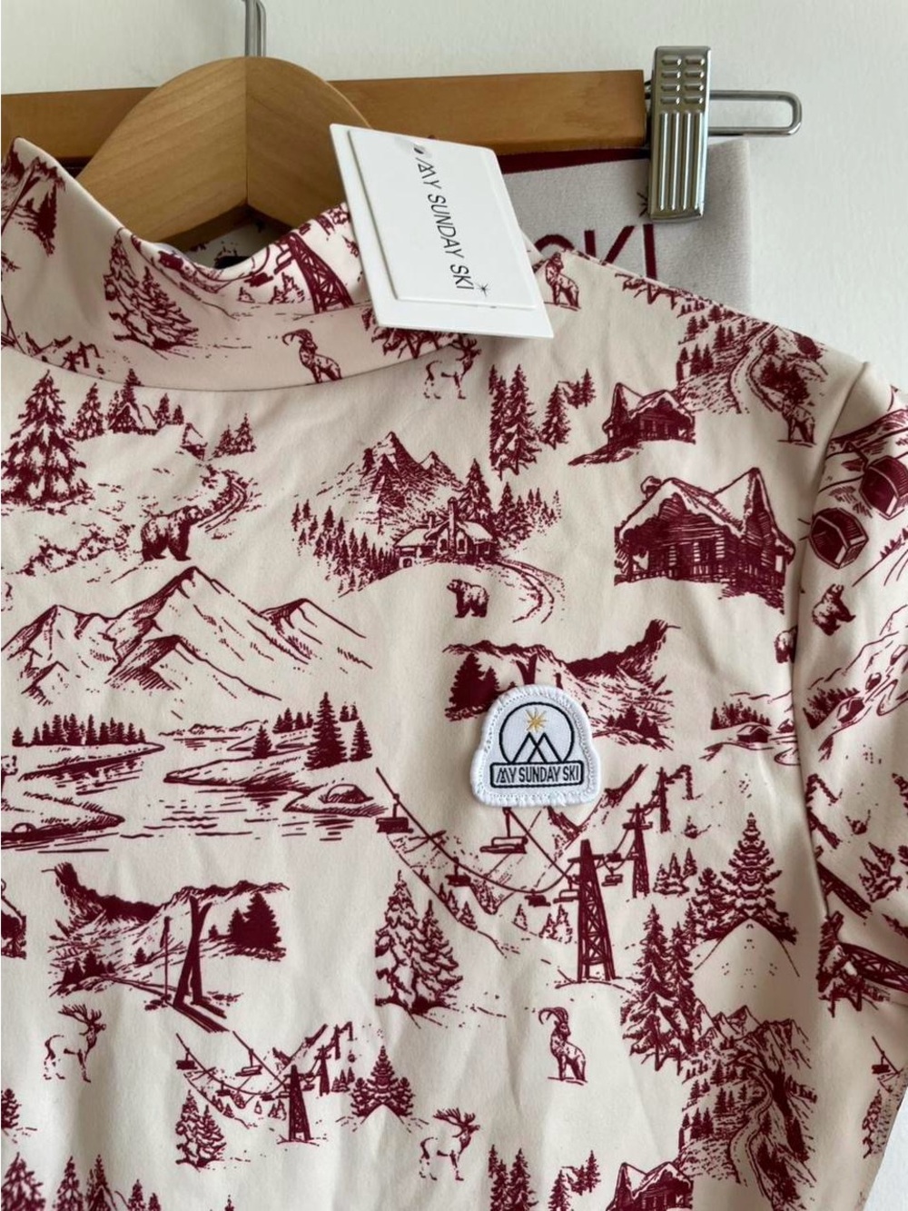 My Sunday Ski TOILE DE JOUY BASE LAYER SET In Cabernet Ski Base Layer NWT - Picture 3 of 8